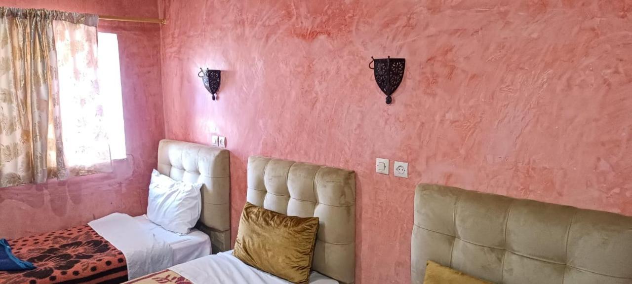 Auberge Restaurant Tissili " Oasis De Fint" المظهر الخارجي الصورة