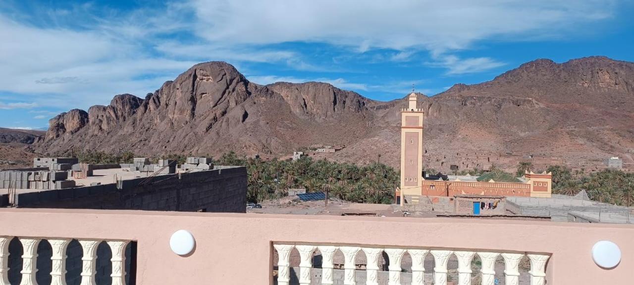 Auberge Restaurant Tissili " Oasis De Fint" المظهر الخارجي الصورة