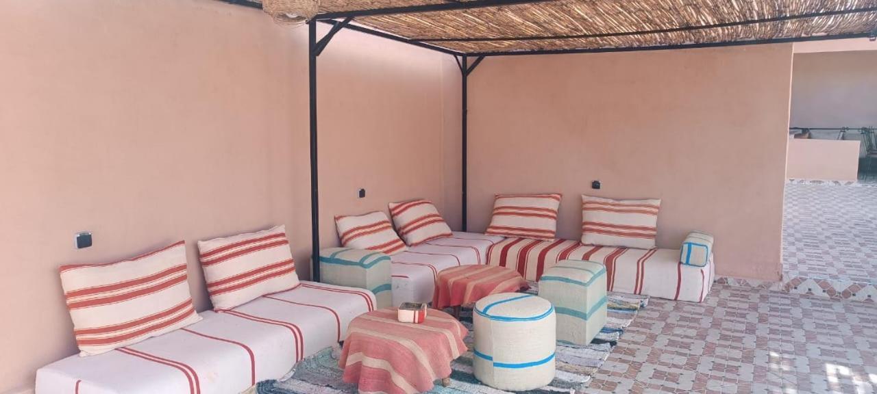 Auberge Restaurant Tissili " Oasis De Fint" المظهر الخارجي الصورة