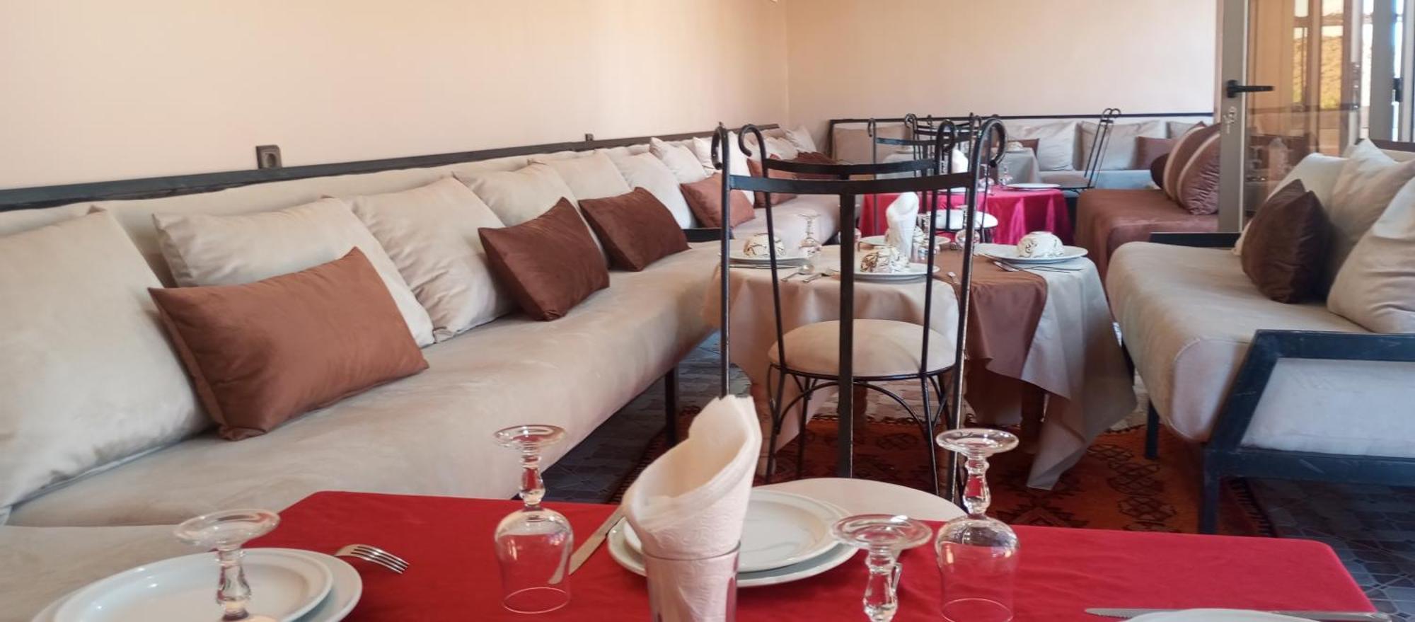 Auberge Restaurant Tissili " Oasis De Fint" المظهر الخارجي الصورة